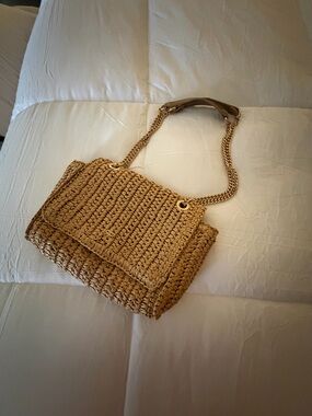 Woven Raffia Crossbody Bag with Gold Chain - Natural Tan